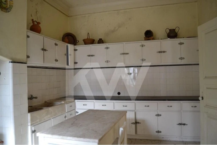 Moradia T12 para Venda em Tortosendo Foto 16