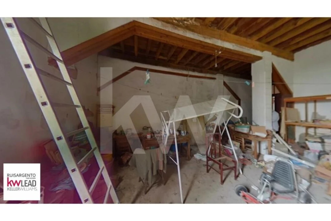 Moradia T12 para Venda em Tortosendo Foto 47