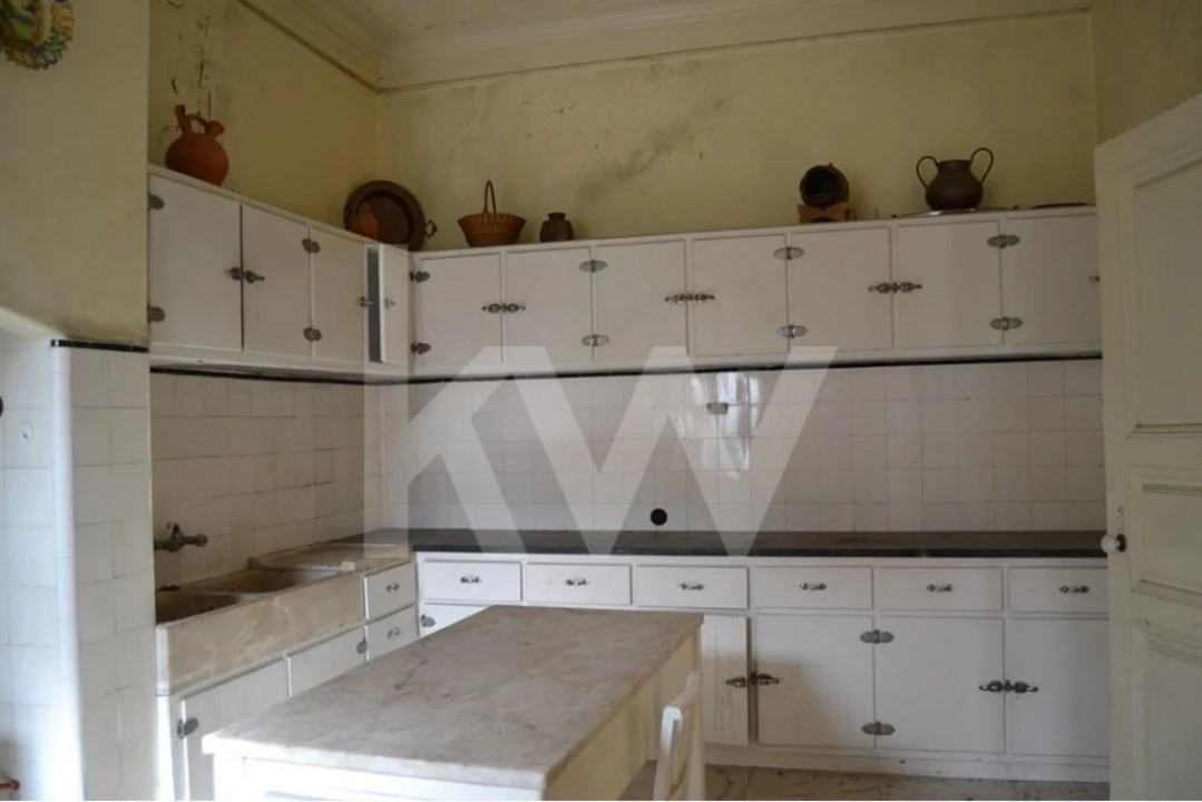 Moradia T12 para Venda em Tortosendo Foto 16