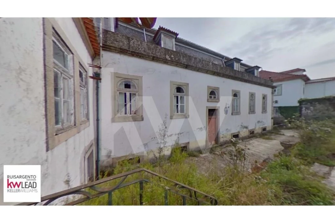 Moradia T12 para Venda em Tortosendo Foto 35