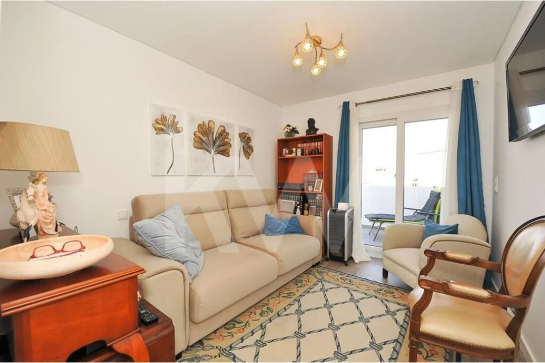 Apartamento T2 para Venda em Carcavelos e Parede Foto 11