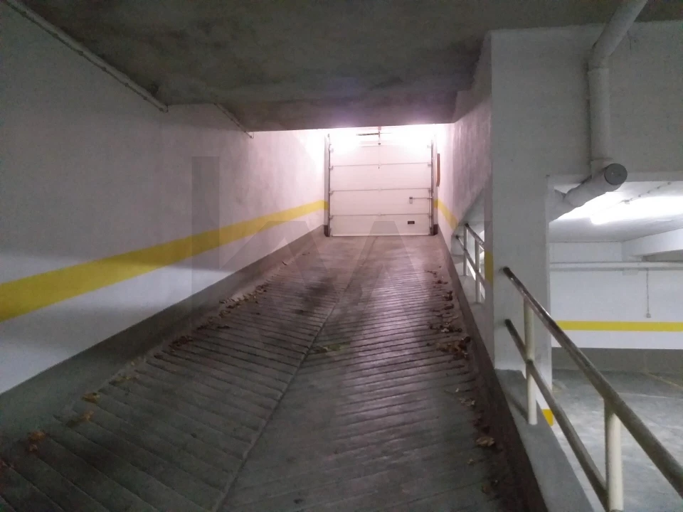 Negócio para Venda em Algueirão-Mem Martins Foto 2