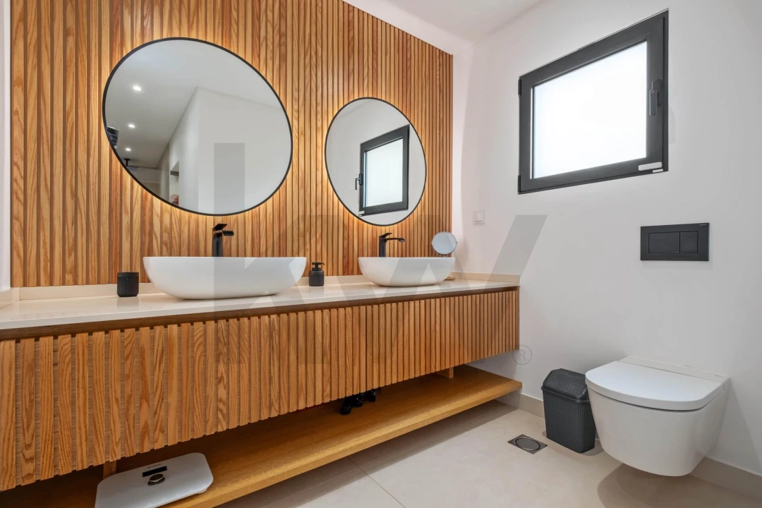 Moradia T3 para Venda em São Roque Foto 24