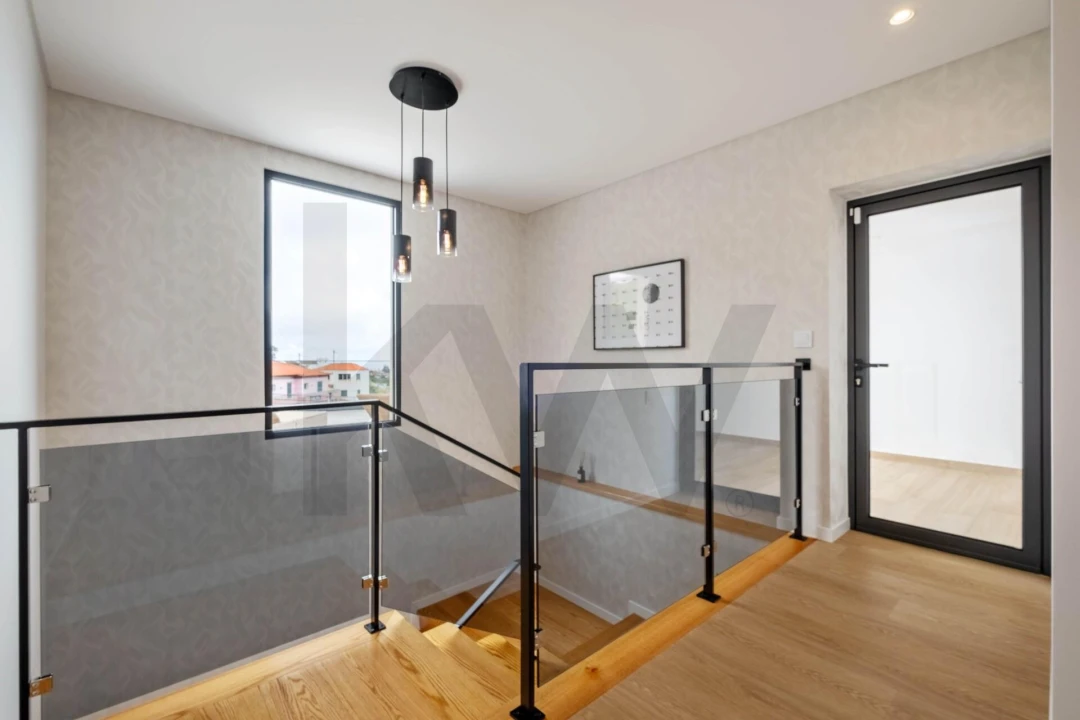 Moradia T3 para Venda em São Roque Foto 21