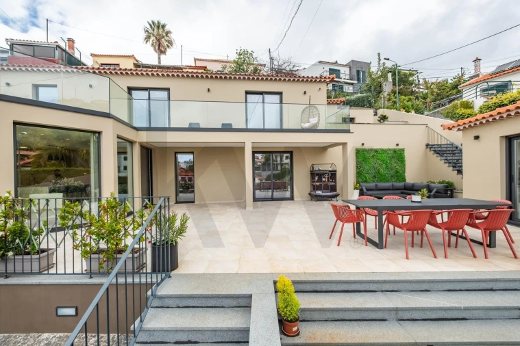 Moradia T3 para Venda em São Roque Foto 2