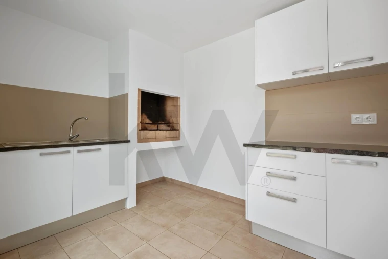 Moradia T3 para Venda em São Roque Foto 36