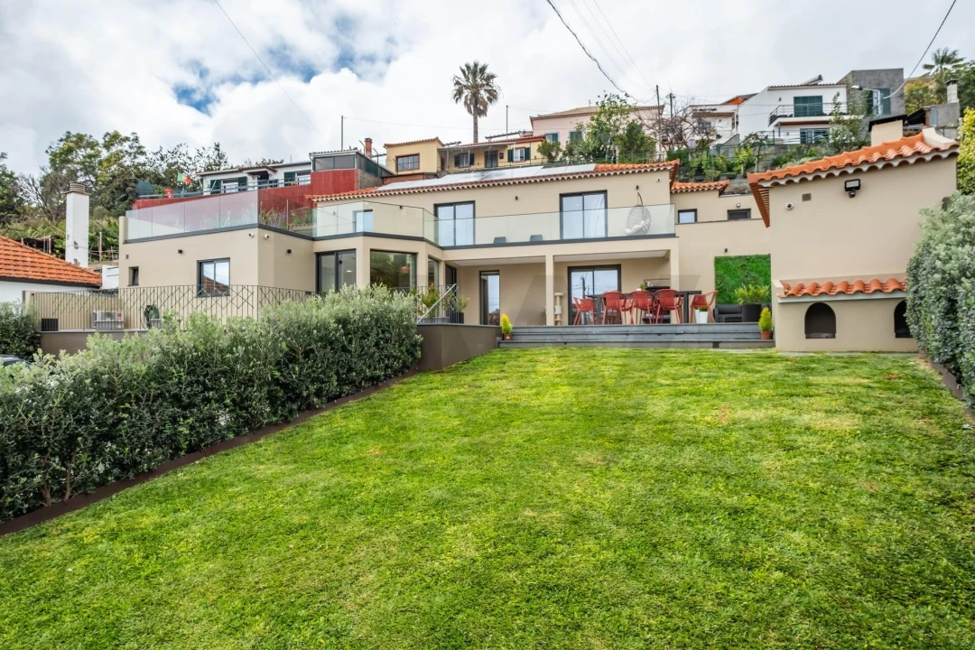 Moradia T3 para Venda em São Roque Foto 39