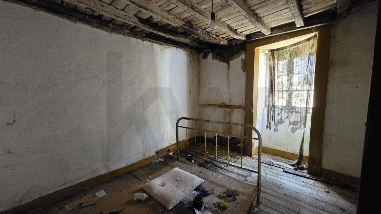 Moradia T4 para Venda em Peso e Vales do Rio Foto 19