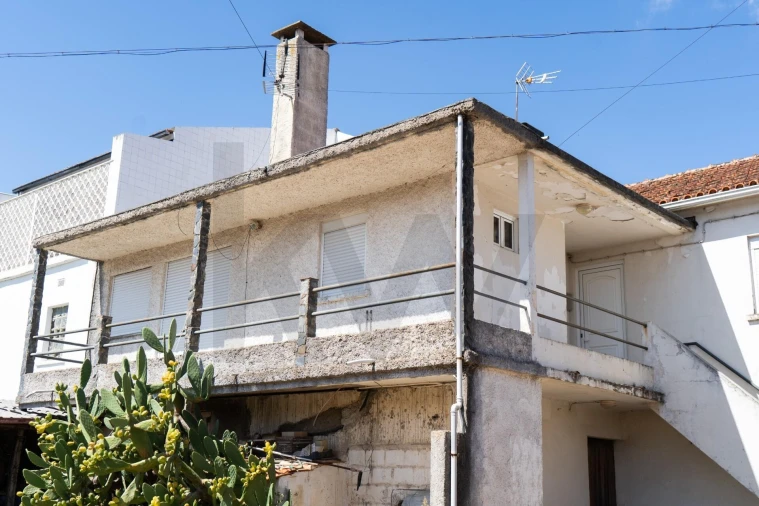 Moradia T3 para Venda em Figueira de Lorvão Foto 5