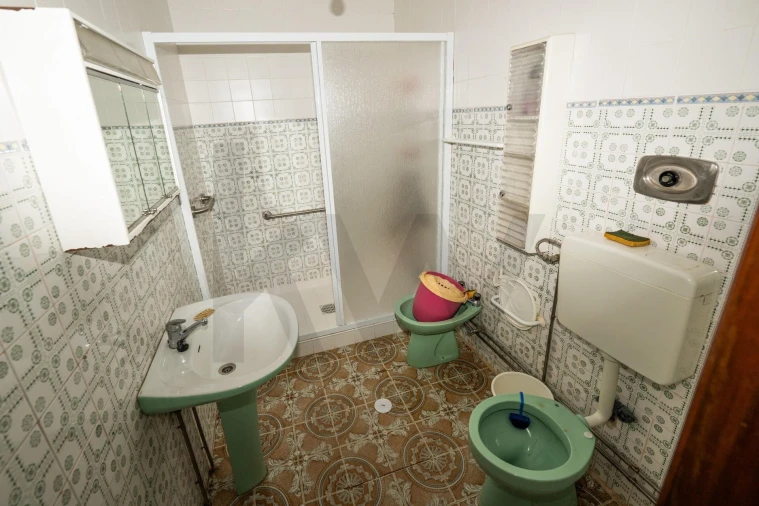 Moradia T3 para Venda em Figueira de Lorvão Foto 8