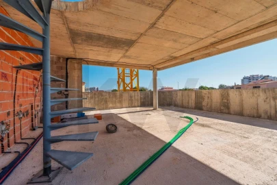 Apartamento T1 para Venda em Lagos (São Sebastião e Santa Maria)