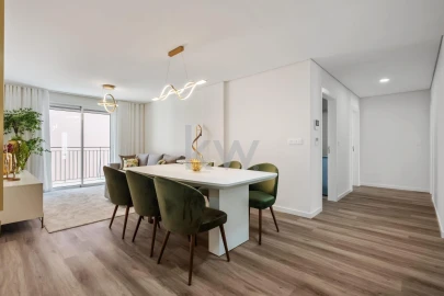 Apartamento T2 para Venda em Funchal (Se)