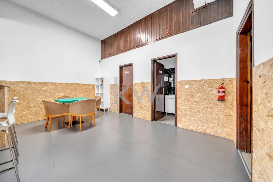 Negócio para Venda em Caniço Foto 26