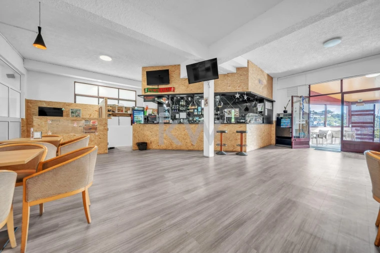 Negócio para Venda em Caniço Foto 4