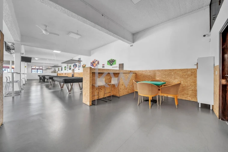 Negócio para Venda em Caniço Foto 24