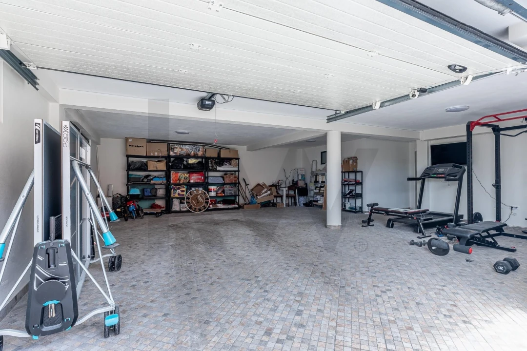 Moradia T3 para Venda em São Roque Foto 32