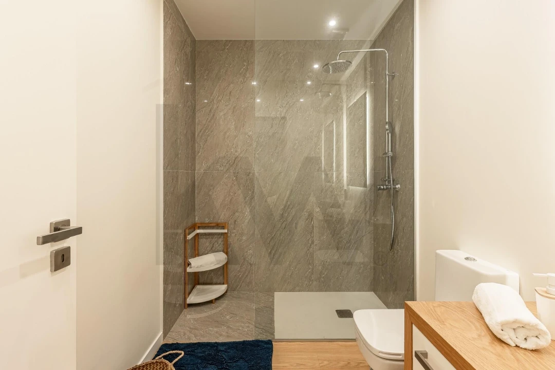 Moradia T3 para Venda em São Roque Foto 15