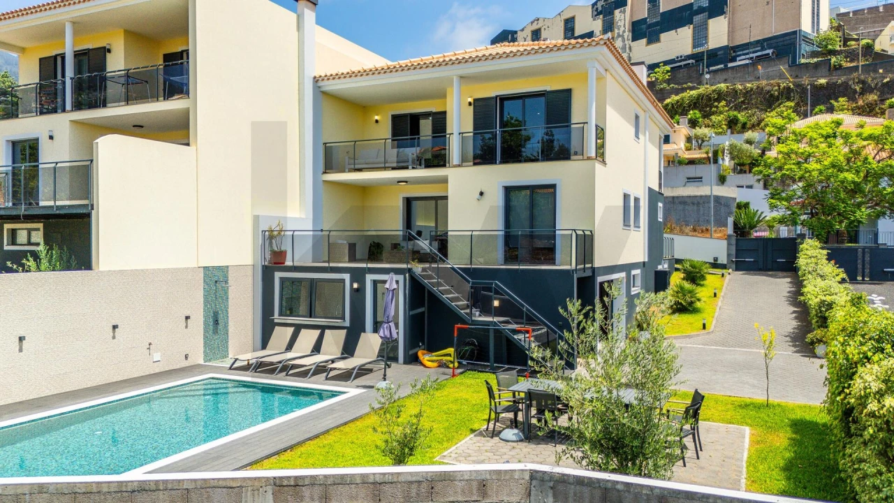 Moradia T3 para Venda em São Roque Foto 68