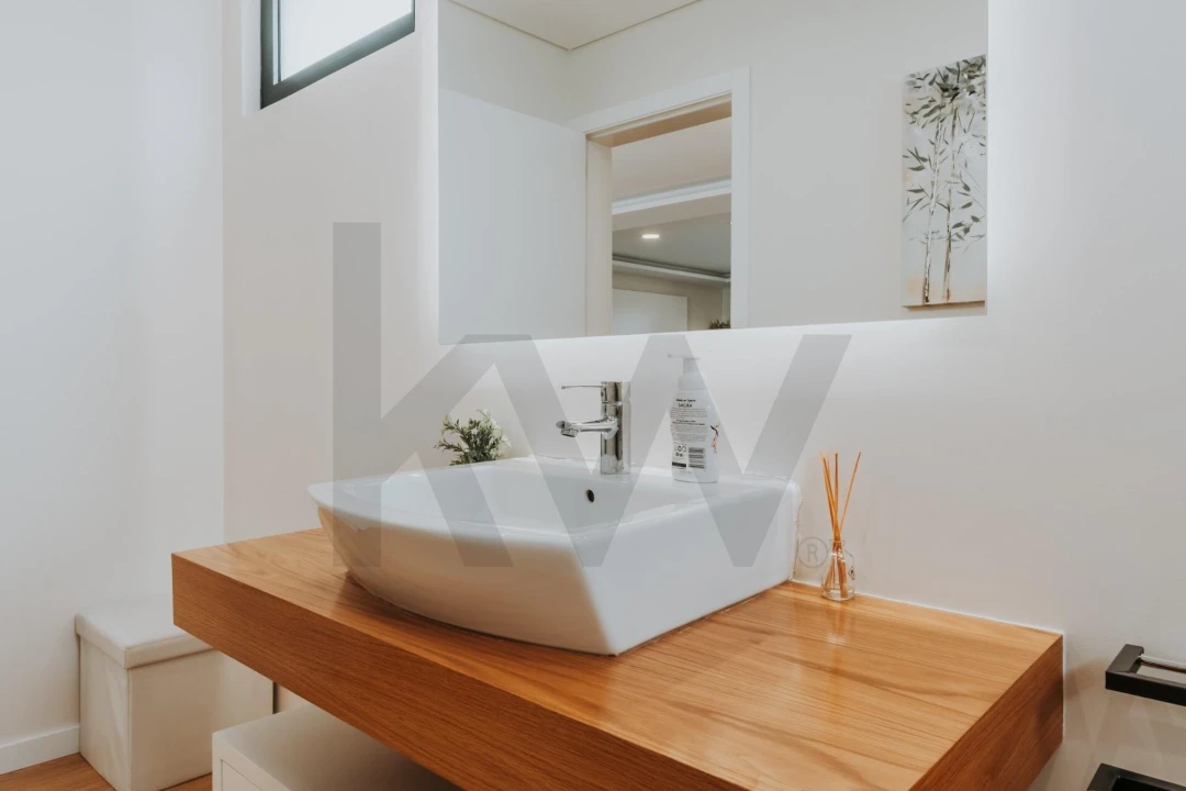 Moradia T3 para Venda em São Roque Foto 52