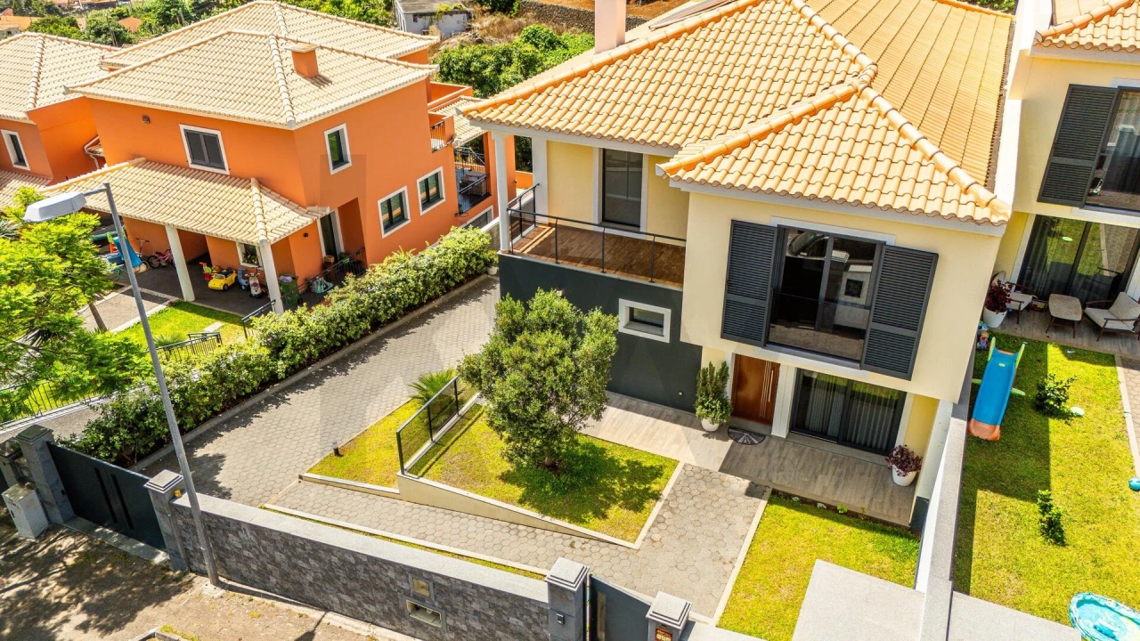 Moradia T3 para Venda em São Roque Foto 74