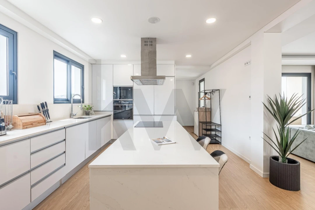 Moradia T3 para Venda em São Roque Foto 59