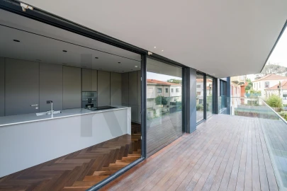 Apartamento T4 para Venda em Lordelo do Ouro e Massarelos