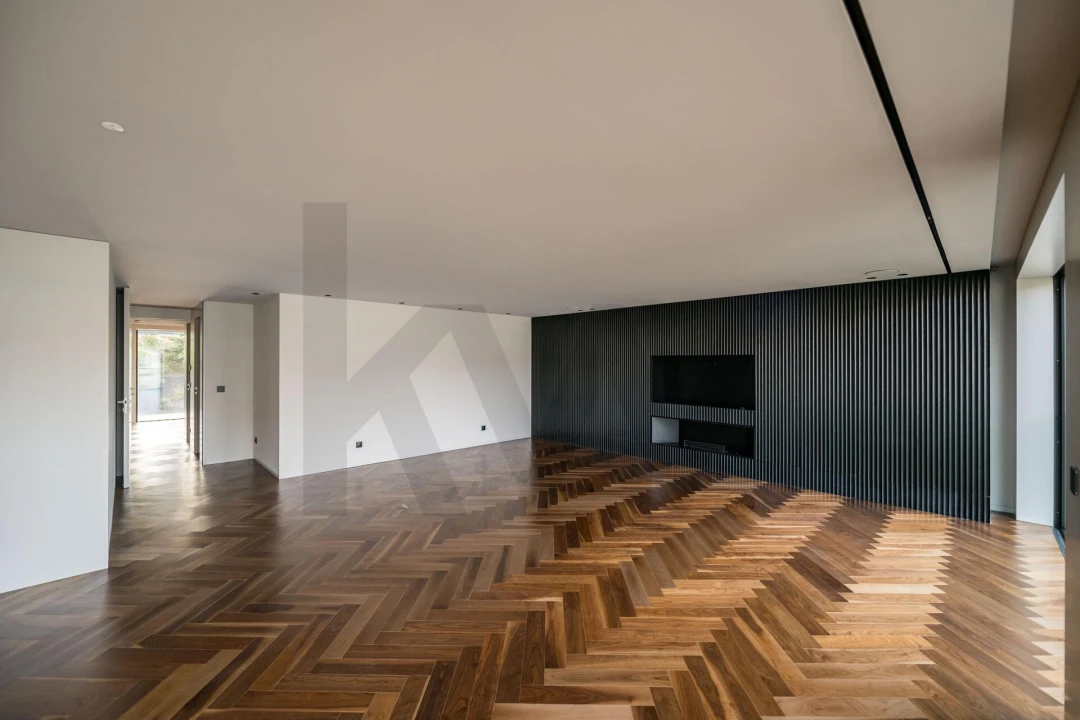 Apartamento T4 para Venda em Lordelo do Ouro e Massarelos Foto 6