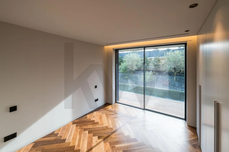Apartamento T4 para Venda em Lordelo do Ouro e Massarelos Foto 22