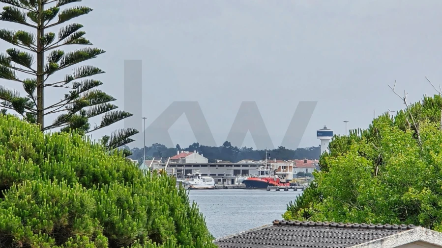 Moradia T6 para Venda em Gafanha da Nazaré Foto 46