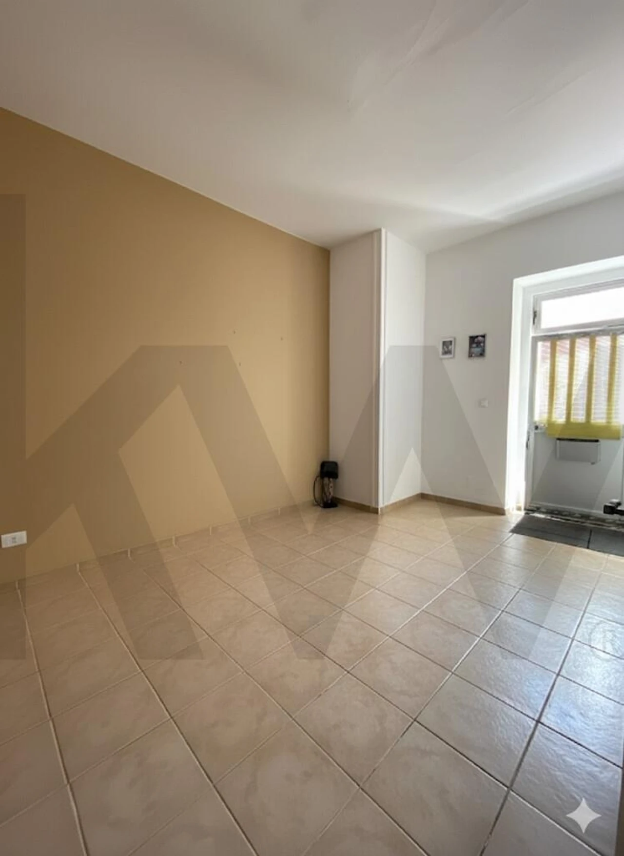 Prédio para Venda em Sacavém e Prior Velho Foto 12