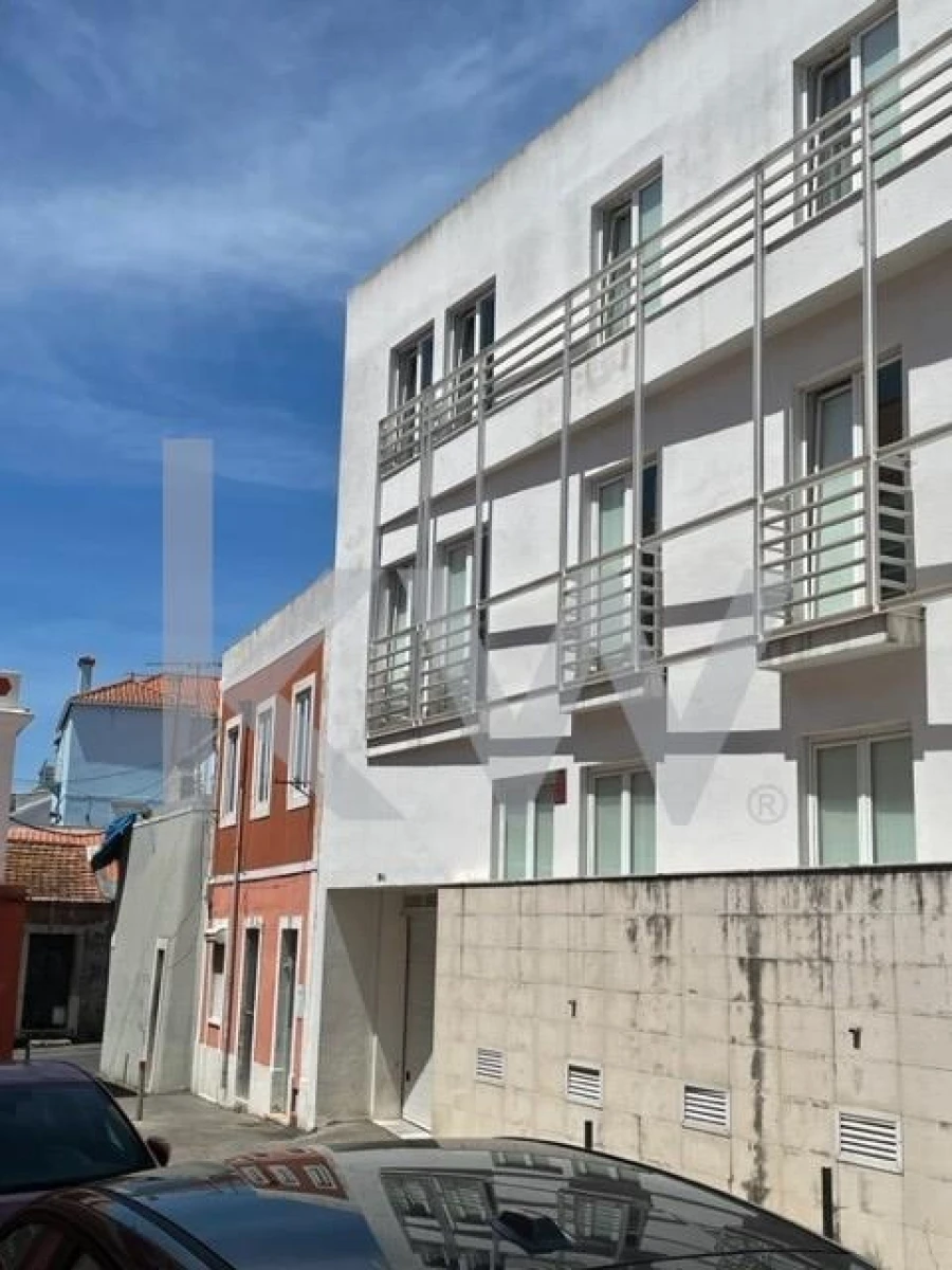 Prédio para Venda em Sacavém e Prior Velho Foto 2