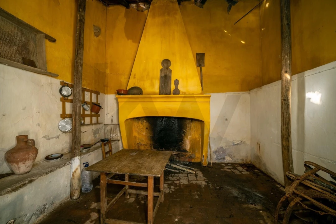 Moradia T3 para Venda em Odeleite Foto 4