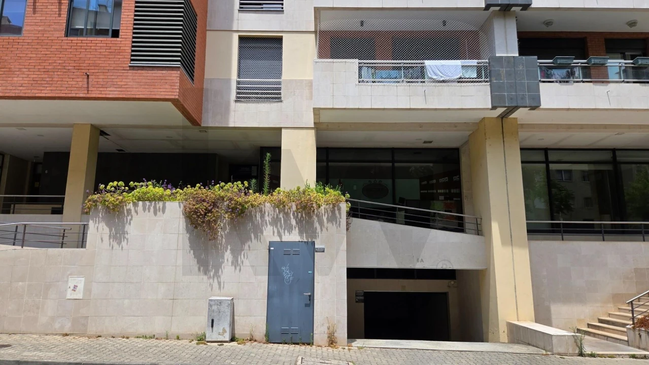 Loja para Venda em Algés, Linda-A-Velha e Cruz Quebrada-Dafundo Foto 37