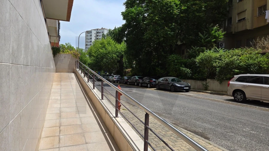 Loja para Venda em Algés, Linda-A-Velha e Cruz Quebrada-Dafundo Foto 22
