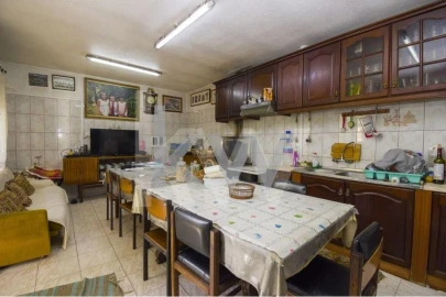 Moradia T6 para Venda em Fernao Ferro