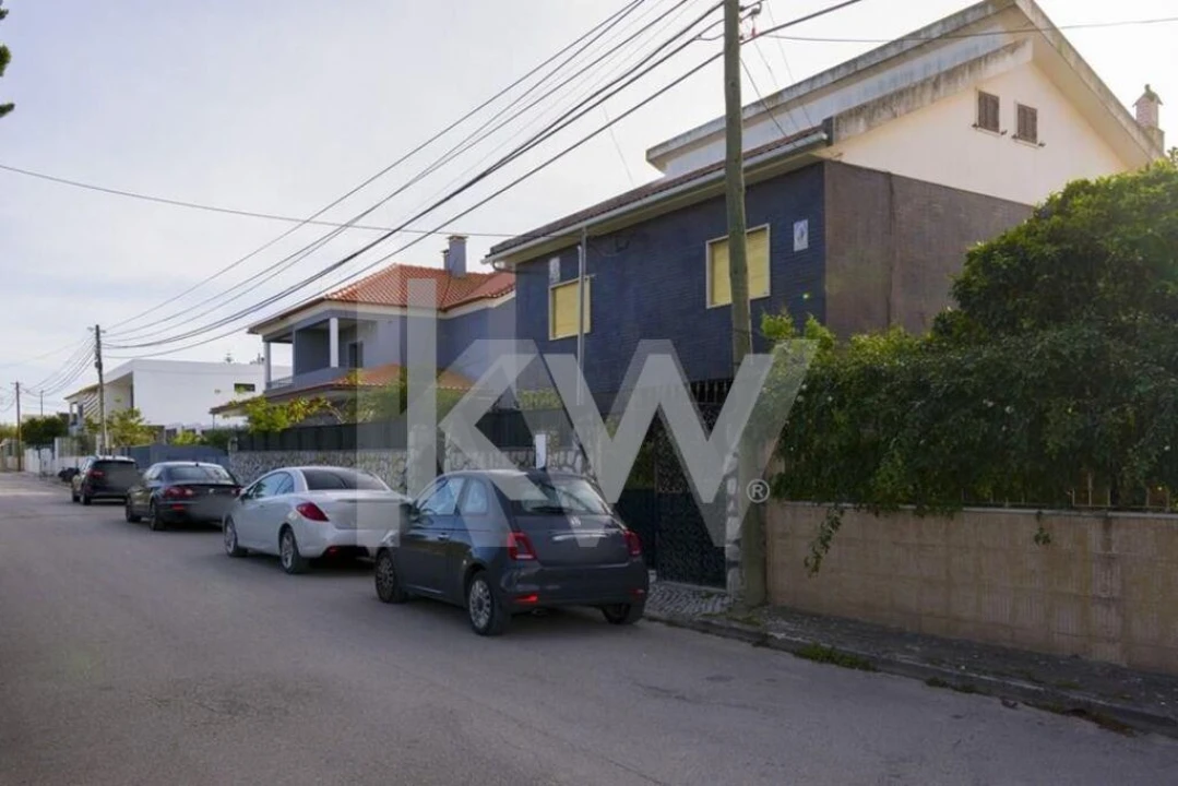Moradia T6 para Venda em Fernao Ferro Foto 58
