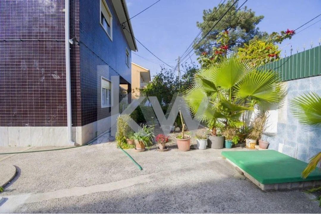 Moradia T6 para Venda em Fernao Ferro Foto 41