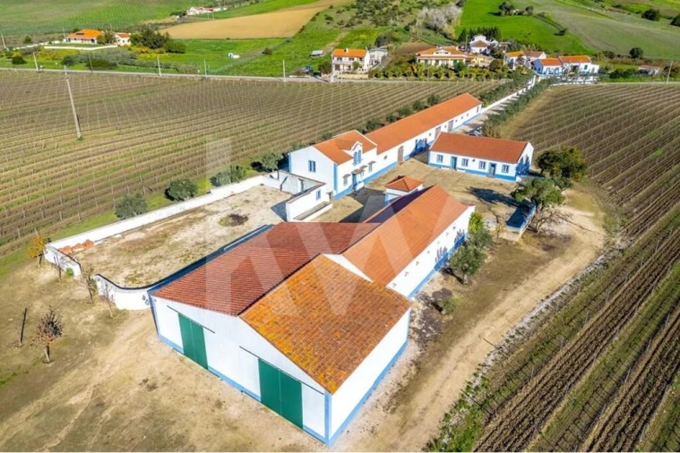 Quinta T10 para Venda em Castanheira do Ribatejo e Cachoeiras Foto 76