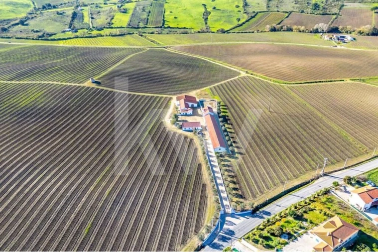 Quinta T10 para Venda em Castanheira do Ribatejo e Cachoeiras Foto 86