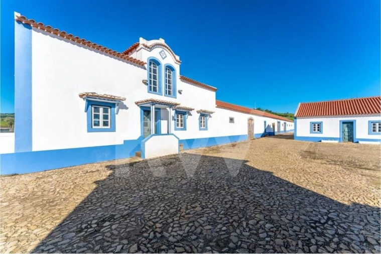 Quinta T10 para Venda em Castanheira do Ribatejo e Cachoeiras Foto 11