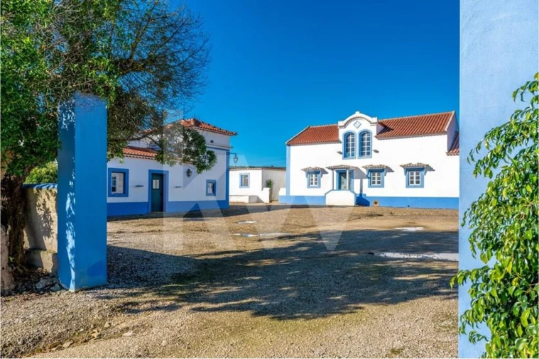 Quinta T10 para Venda em Castanheira do Ribatejo e Cachoeiras Foto 8