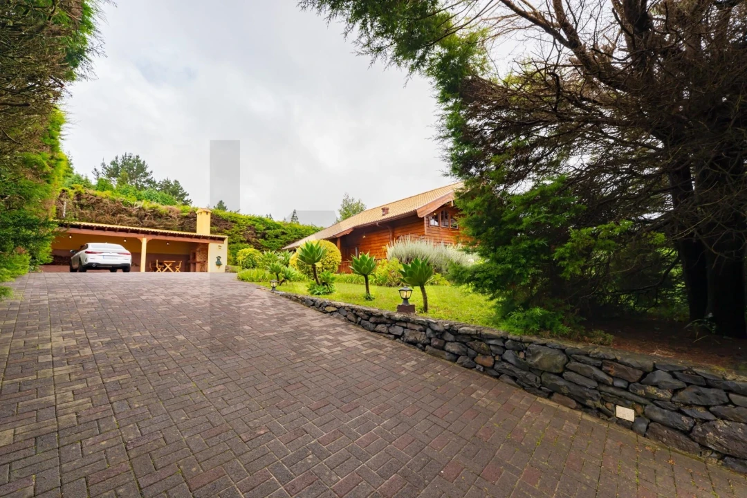 Moradia T3 para Venda em Santo Antonio da Serra Foto 44