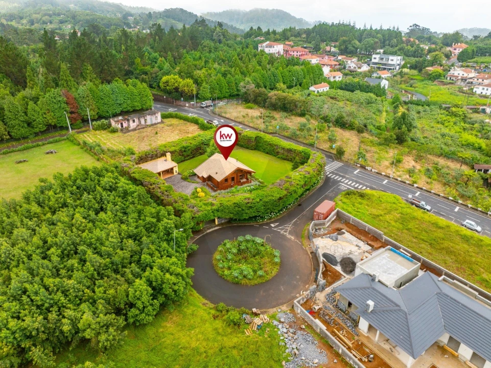 Moradia T3 para Venda em Santo Antonio da Serra Foto 79