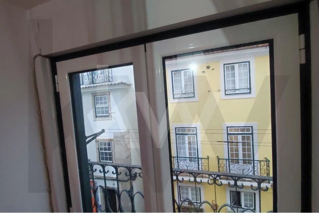 Prédio para Venda em Santa Maria Maior Foto 24