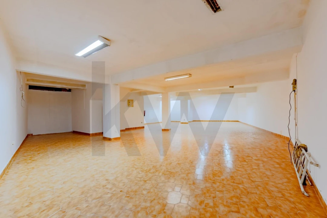 Loja para Venda em Alverca do Ribatejo e Sobralinho Foto 31