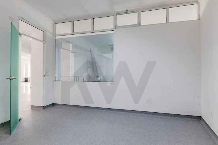 Loja para Venda em Alverca do Ribatejo e Sobralinho Foto 22