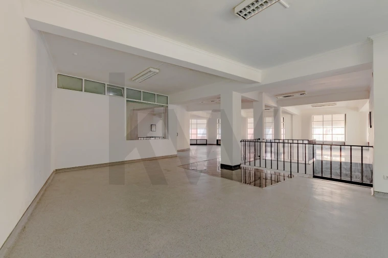 Loja para Venda em Alverca do Ribatejo e Sobralinho Foto 25