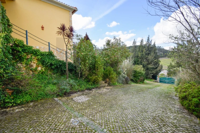 Quinta T4 para Venda em Sobral de Monte Agraço Foto 46