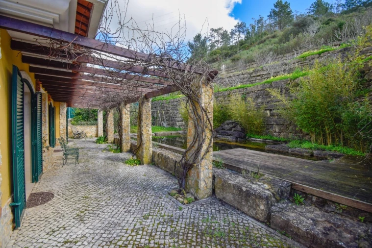 Quinta T4 para Venda em Sobral de Monte Agraço Foto 51