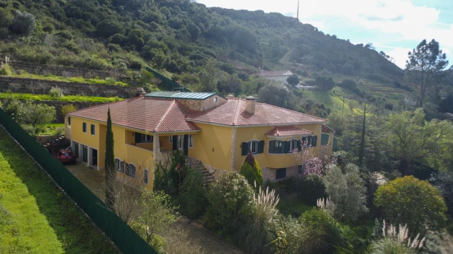 Quinta T4 para Venda em Sobral de Monte Agraço